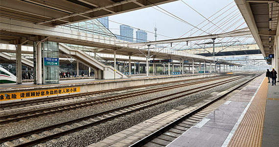 国内互联网收购域名平台名单查询